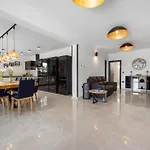 Venezia By Interhome *